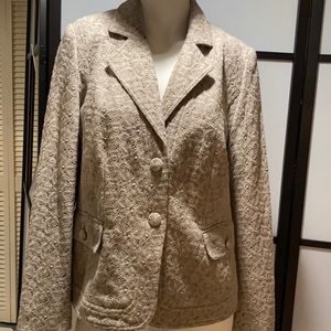 Dialogue brand embroidered blazer, size small, flesh color